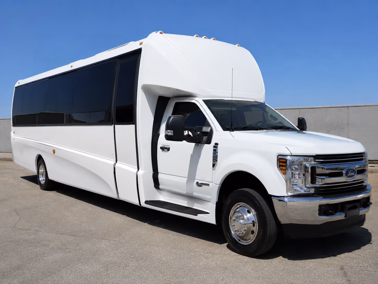 school field trip and group tour buses across ocean county